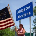 Quan Tòa Sẽ Xem Xét Quyền Pháp Lý Của Người Bị Giam Tại ‘Alcatraz Cá Sấu’