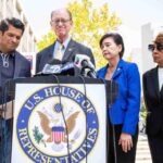 Các nhà lập pháp California thị sát trung tâm giam giữ di dân ở Los Angeles