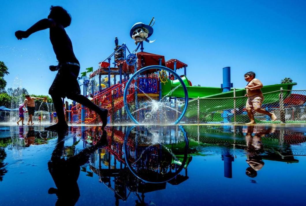 OCR L WATERPARK 0801 03