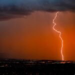 Nam California: sét đánh gây cháy rừng