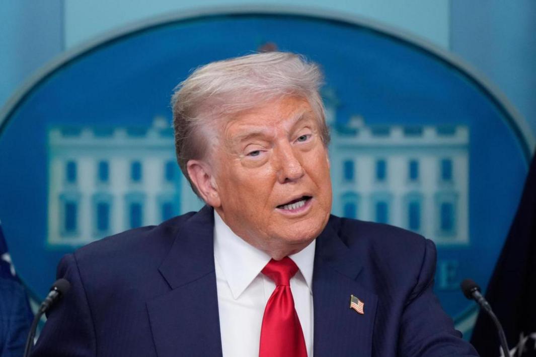 Trump 22367 69ce4c