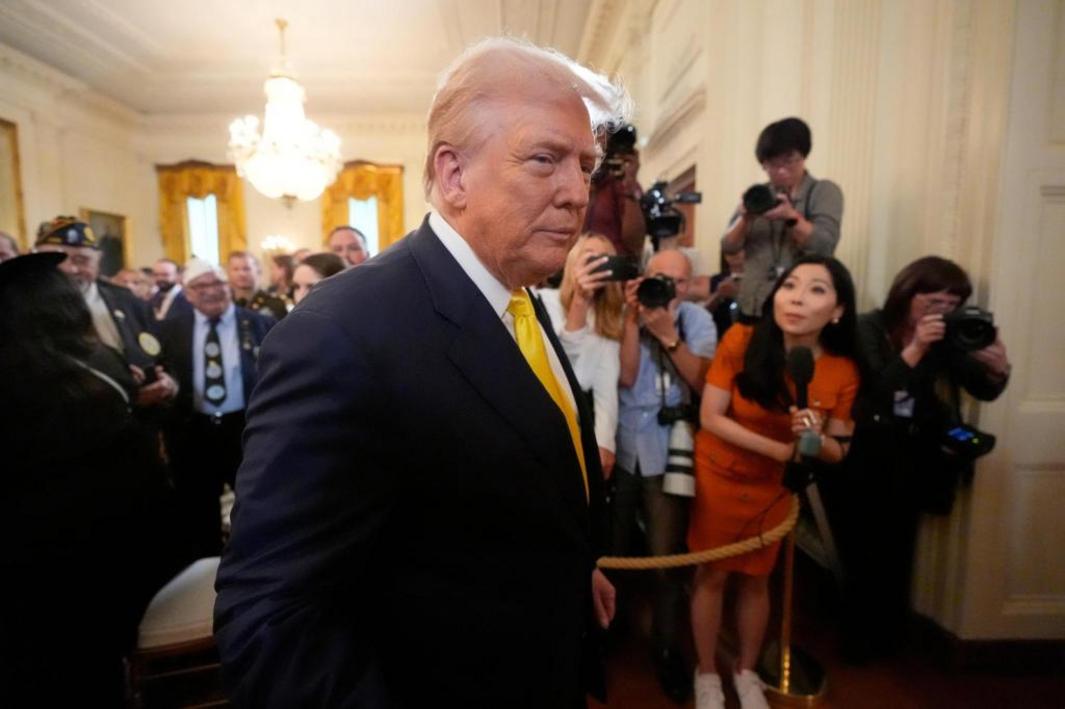 Trump 61401 92e012
