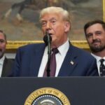 Tổng thống Trump yêu cầu sa thải quan chức phụ trách dữ liệu việc làm sau báo cáo yếu kém