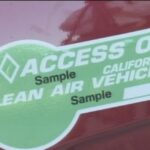 California chấm dứt chương trình decal xe sạch cho làn HOV