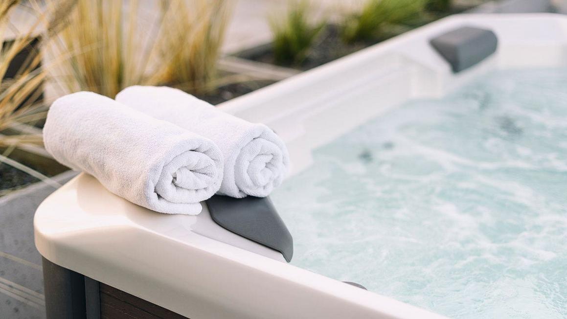 hot tub stock