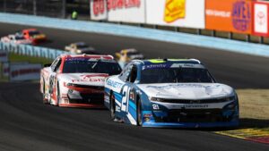 Tay Đua NASCAR Austin Hill Gây Tai Nạn Liên Hoàn Lớn Tại Watkins Glen