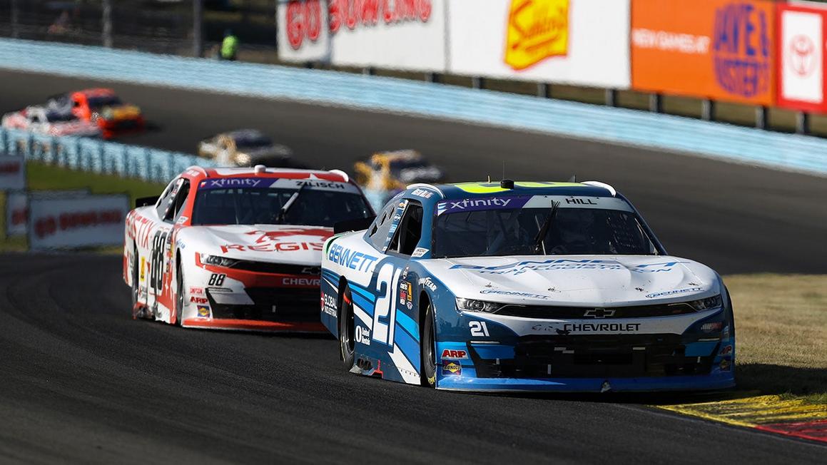 Tay Đua NASCAR Austin Hill Gây Tai Nạn Liên Hoàn Lớn Tại Watkins Glen