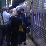 Phụ huynh lo lắng về việc con cái đi học bằng phương tiện mới do SEPTA cắt giảm