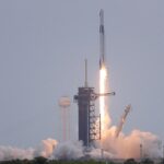 NASA và SpaceX phóng tàu vũ trụ Crew-11 vượt qua thời tiết xấu
