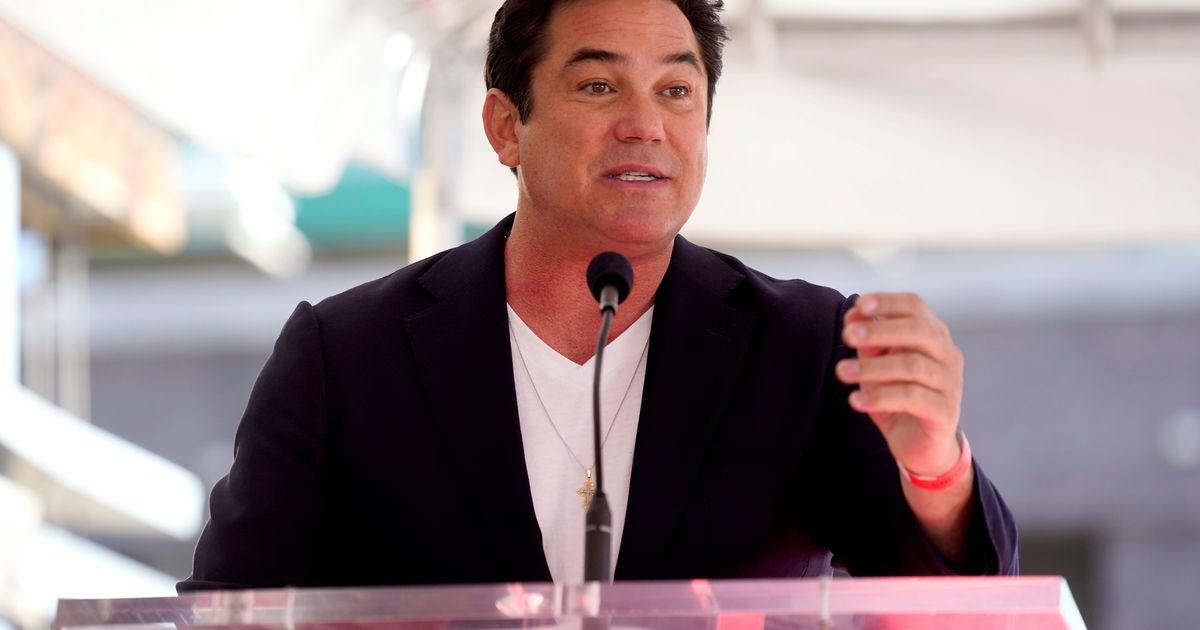 urn publicid ap org 3031911c3f7f115607b3817048e01050Mehmet Oz Honored with a Star on the Hollywood Walk of Fame 91878