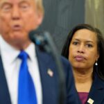 Thị trưởng Bowser của D.C. giữ thái độ thận trọng với Tổng thống Trump