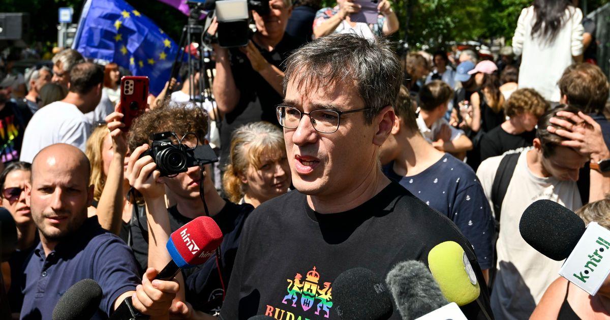 urnpublicidap.orge432d8f9699a255e228f0b53dd99fae2Hungary Pride Mayor 04698