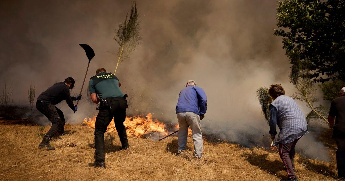 urnpublicidap.orge49344023d11b4eb4785b1c695b42414APTOPIX Spain Fires 50520