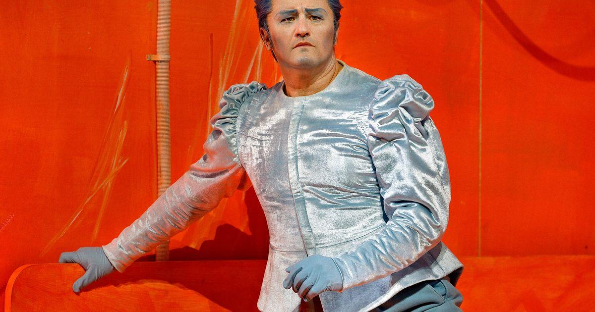 Nghệ sĩ Piotr Beczała trình diễn ‘Lohengrin’ hai phiên bản cách nhau 41 giờ